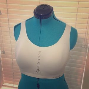 VICTORIA'S SECRET SPORT ANGEL MAX SPORT BRA